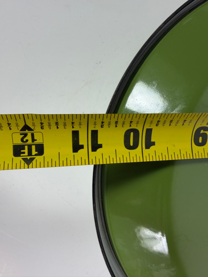 Like New Condition Vintage Grete Prytz Kittelsen For Cathrineholm Lotus Olive Green Enameled Casserole Dish Made In Norway 13.5'Ways X 11'D X 5.5'H [Photo 8]