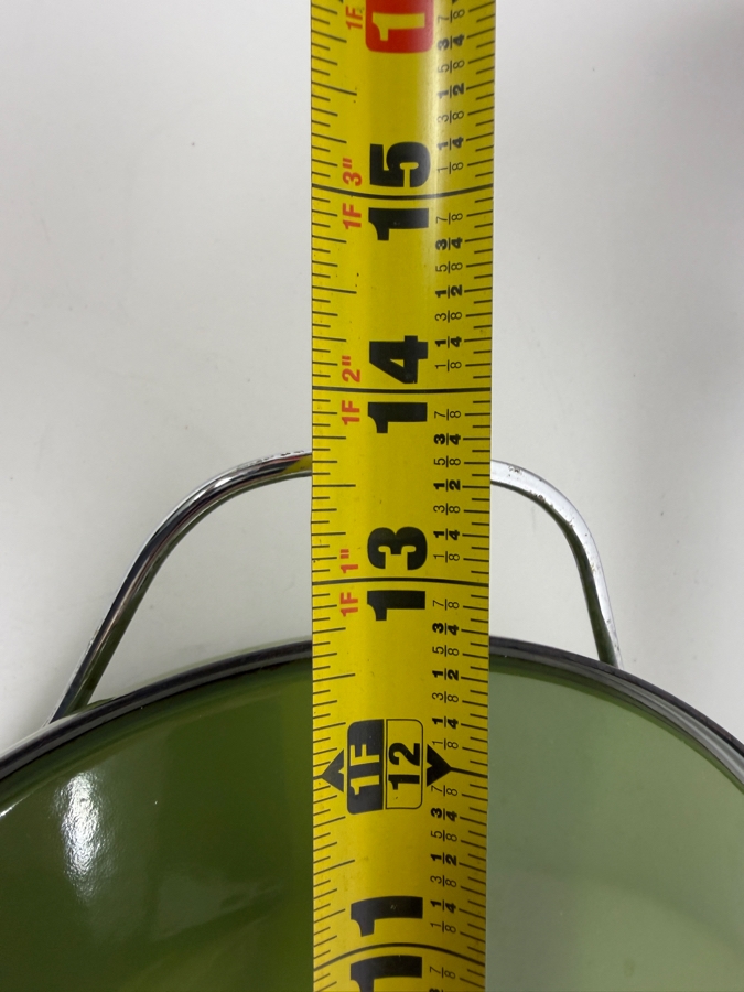 Like New Condition Vintage Grete Prytz Kittelsen For Cathrineholm Lotus Olive Green Enameled Casserole Dish Made In Norway 13.5'Ways X 11'D X 5.5'H [Photo 7]