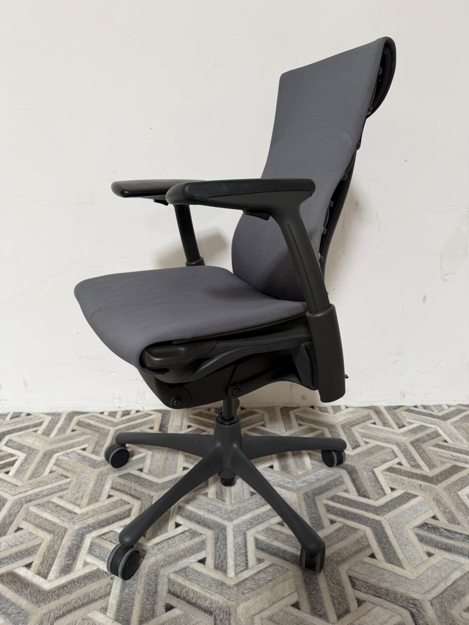 Herman Miller Embody Ergonomic Office Task Chair In Charcoal Rhythm Fabric 43.5'H [Photo 9]