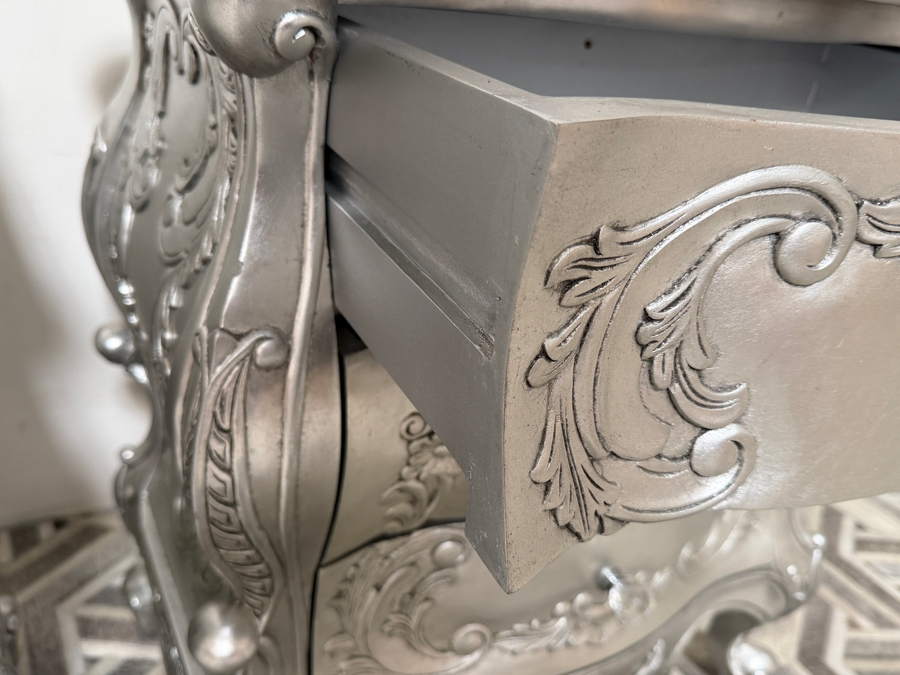 Pair Of Silver Ornate French Rococo-style Wooden Bedside Chests Nightstands 24W X 18D X 28H [Photo 6]