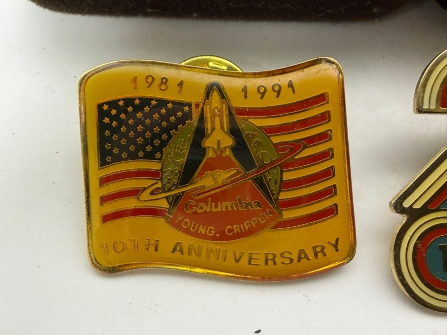 (3) Vintage 1/5 10k Gold Rockwell Employee Service Pins, 10th Year Anniversary of Columbia Space Shuttle Pin, 20 Year Anniversary Apollo 11 Pin, Apollo 11 25 Year Keychain and MFA Team Award Pin [Photo 4]