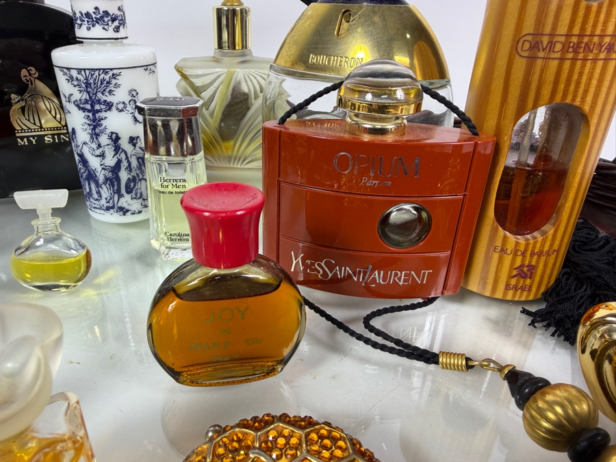 Just Added - Collection Of Vintage Perfume Bottles with Handled Mirrored Woven Tray 15.5W X 11H - See Photos [Photo 5]
