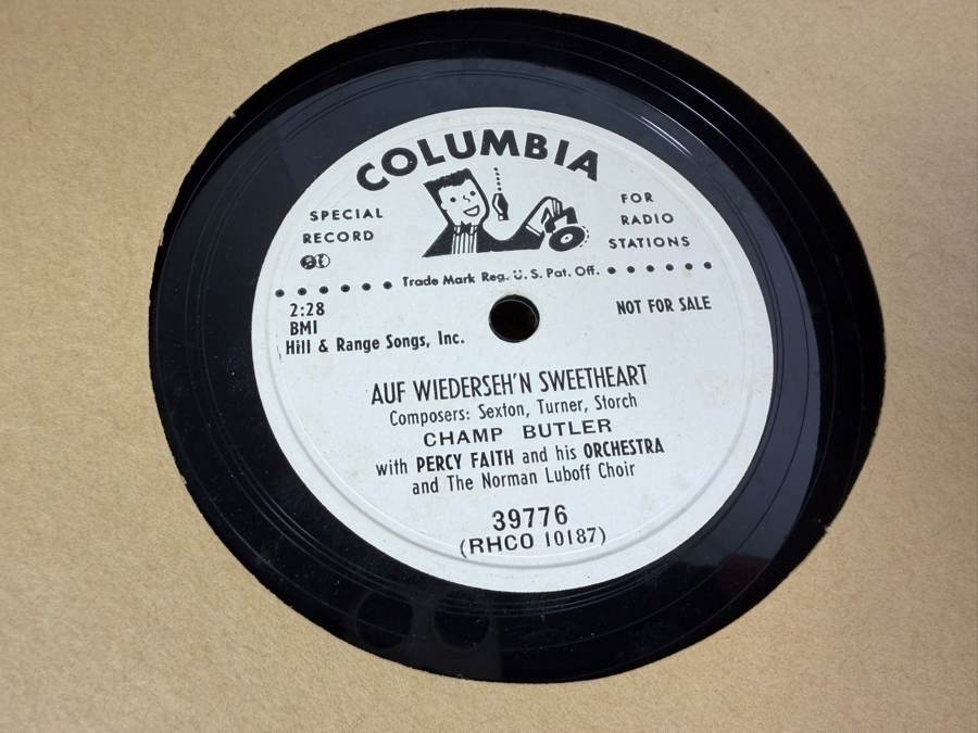 Just Added - Collection of American Singer and Actress Patti Page's (Best-Selling 1950s Female Artist) Personal Vinyl Records with 2 of the Record Albums Personally Signed by Patti Page - Acquired Directly From Patti Page's Stepdaughter With Rare Records [Photo 12]
