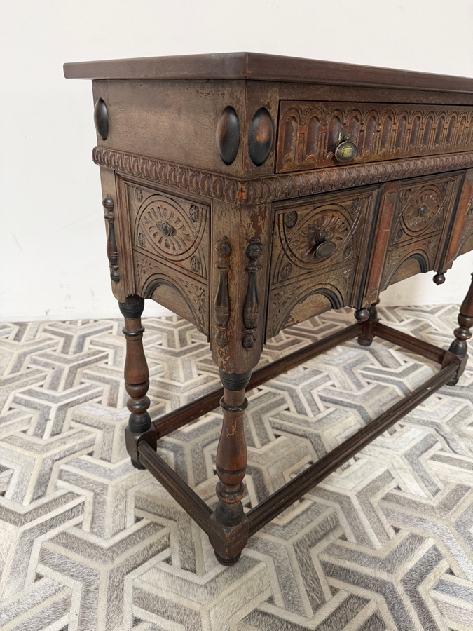 Just Added - Stunning Vintage Jacobean Style Kittinger Furniture Carved Oak Sideboard 44W X 18D X 35.5H [Photo 8]