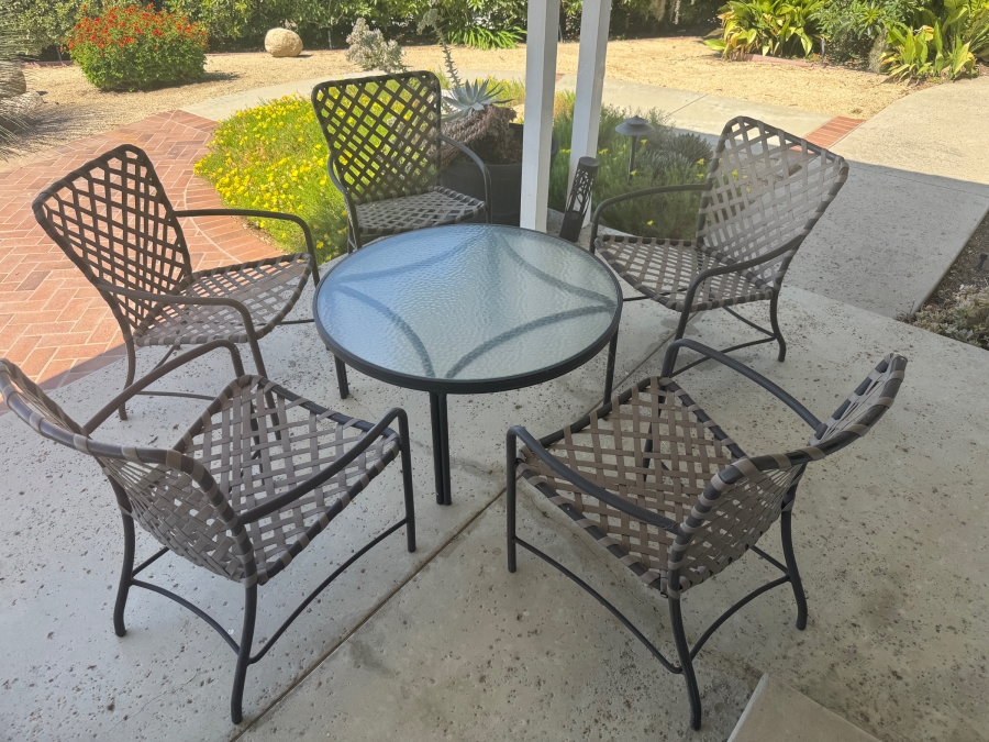 Just Added - Vintage Brown Jordan Tamiami Six Piece Patio Dining Set