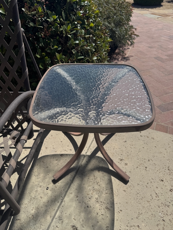 Just Added - Vintage Brown Jordan Tamiami Outdoor Patio Chaise Lounge Chair With Side Table [Photo 4]