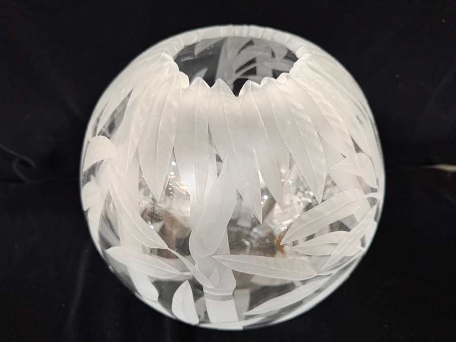 Just Added - Stunning Cynthia Myers Etched Art Glass Bowl with Bamboo Motif Signed 1998 11W X 11H [Photo 4]