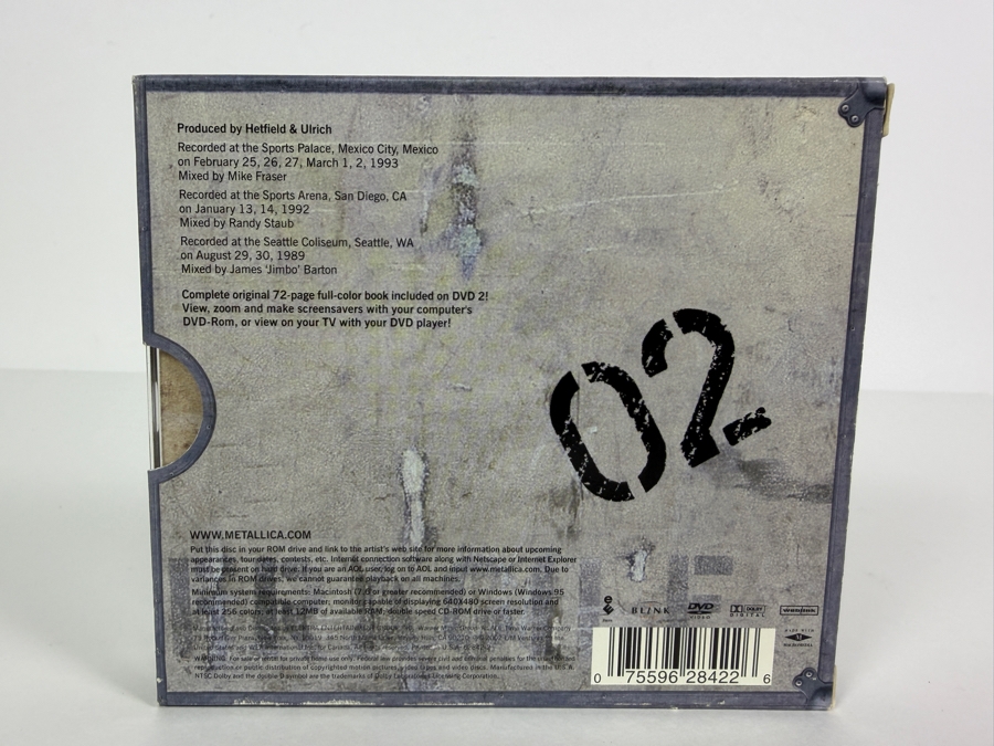 Metallica 'Live Sh*t: Binge & Purge' Compact Reissue 5-Disc Box Set Featuring 3 Live Audio CDs (Mexico City 1993) And 2 Live Concert DVDs (San Diego 1992 & Seattle 1989) [Photo 3]