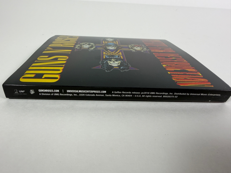Guns N' Roses 'Appetite for Destruction' Deluxe Edition Remastered 2-CD Set Featuring Foil-Art Picture Slipcase And Comprehensive Collector's Booklet [Photo 12]