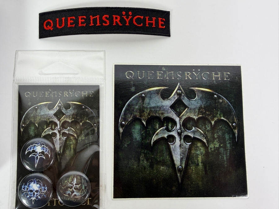 Queensrÿche 'Queensrÿche' (Self-Titled) 2013 Limited Edition Deluxe CD Box Set Featuring Digipak CD with 3 Exclusive Live Bonus Tracks, Embroidered Logo Patch, Logo Sticker, 3-Button Pack, And Guitar Pick [Photo 4]