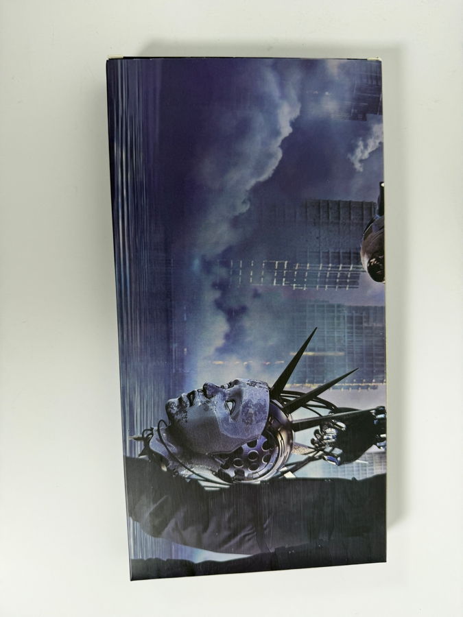 Megadeth Dystopia Limited Edition Deluxe Fan Package CD With Virtual Reality Goggles [Photo 4]