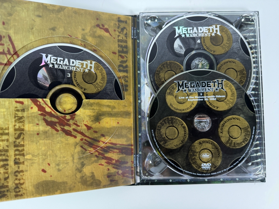 Megadeth Warchest Career Retrospective Four CD One DVD Box Set [Photo 6]