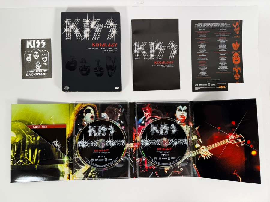 Kiss Kissology The Ultimate Kiss Collection Vol 1 1974 1977 Two Disc DVD Box Set With Bonus Disc [Photo 2]