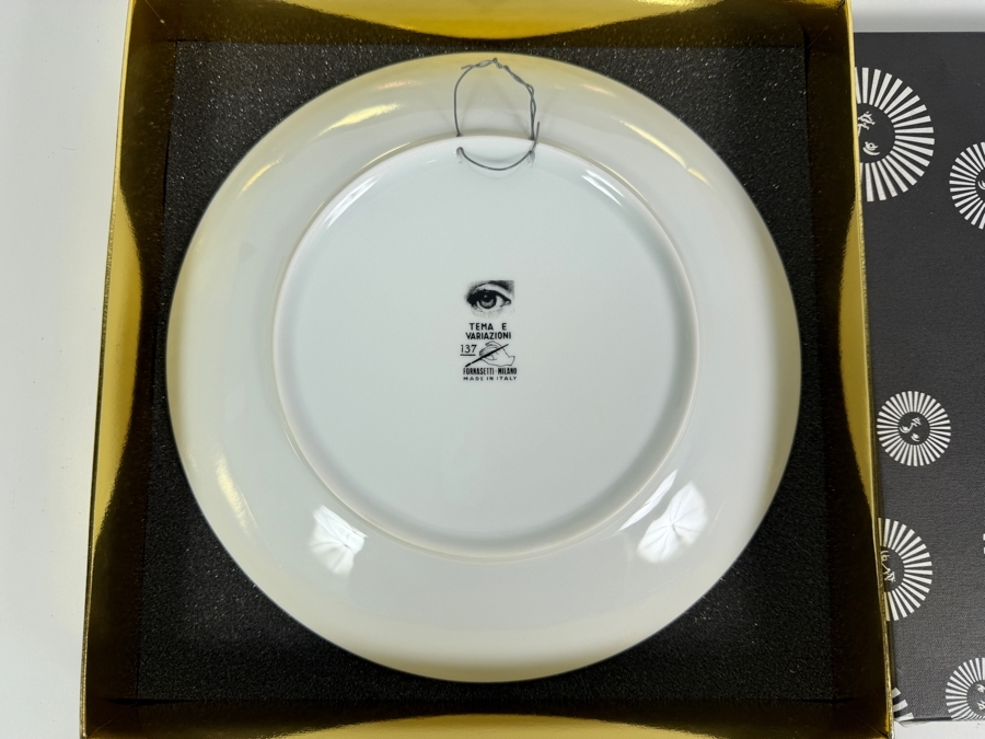 Authentic Fornasetti 'Tema e Variazioni' (Theme and Variations) Porcelain Wall Plate No. 137 – 'Pansy Flower' 10.5'W Retails $185 [Photo 4]