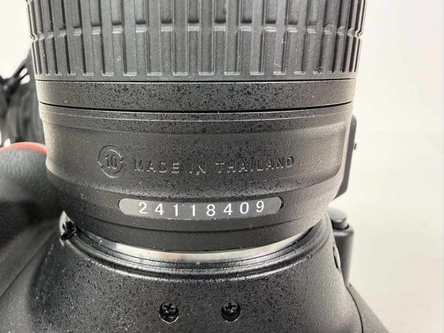 Nikon D5300 24.2MP Digital SLR Camera Outfit Featuring AF-S DX NIKKOR 18-55mm f/3.5-5.6G VR II Zoom Lens [Photo 8]
