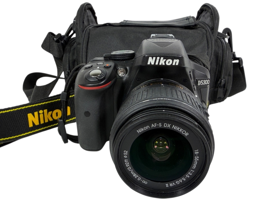 Nikon D5300 24.2MP Digital SLR Camera Outfit Featuring AF-S DX NIKKOR 18-55mm f/3.5-5.6G VR II Zoom Lens
