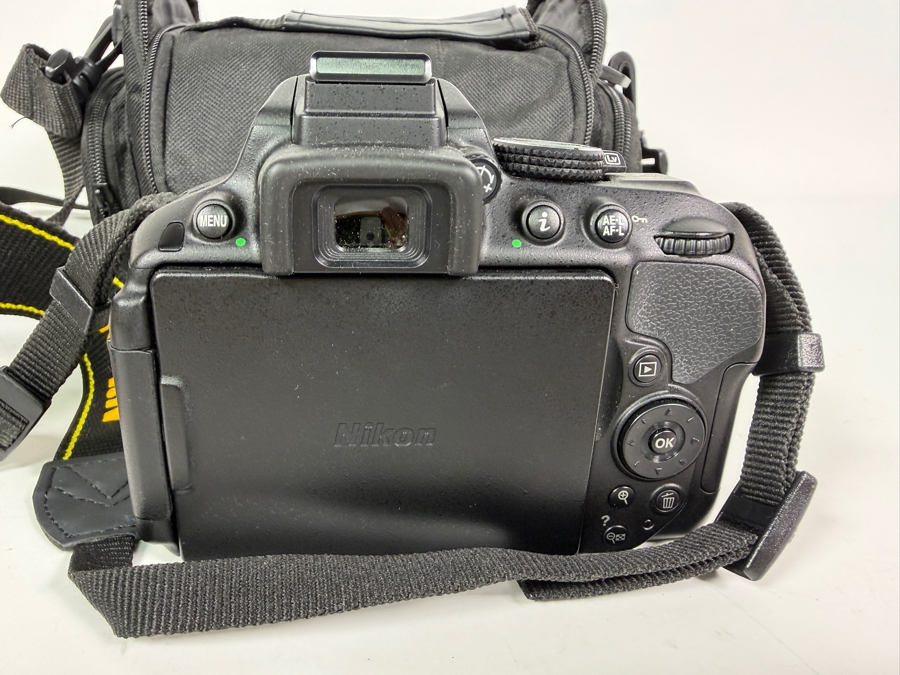 Nikon D5300 24.2MP Digital SLR Camera Outfit Featuring AF-S DX NIKKOR 18-55mm f/3.5-5.6G VR II Zoom Lens [Photo 5]