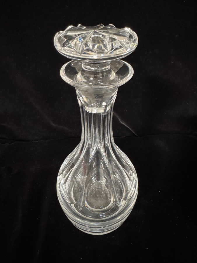 Crystal Wine and Spirits Decanter with Disc-Shaped Stopper 10.5'H [Photo 2]