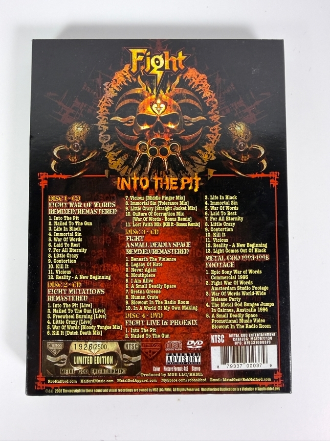 Fight Into The Pit Limited Edition Deluxe Box Set And War Of Words The Film DVD Featuring Rob Halford With Signed Inlay Leaflet [Photo 6]