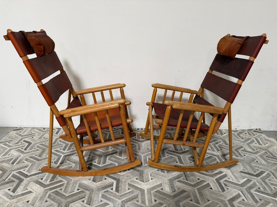 Vintage Costa Rican Wooden and Hand Tooled Leather Folding Rocking Chair, Seat with Toucan Motif [Photo 4]
