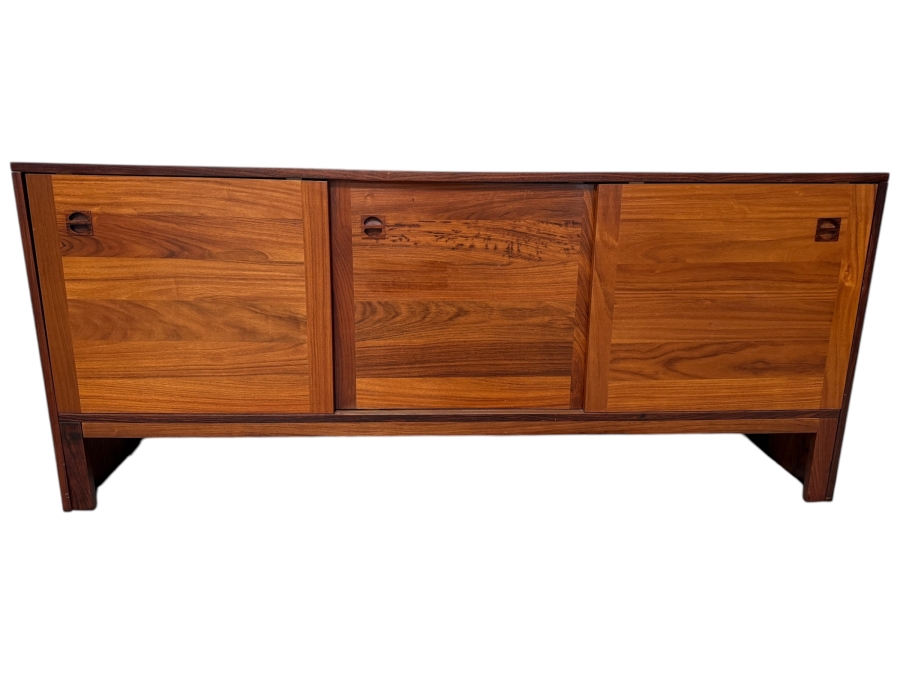 Mid Century Modern E. Jakobsen Skive Rosewood and Teak Credenza Sideboard Made in Denmark 71'W X 18.5'D X 30'H
