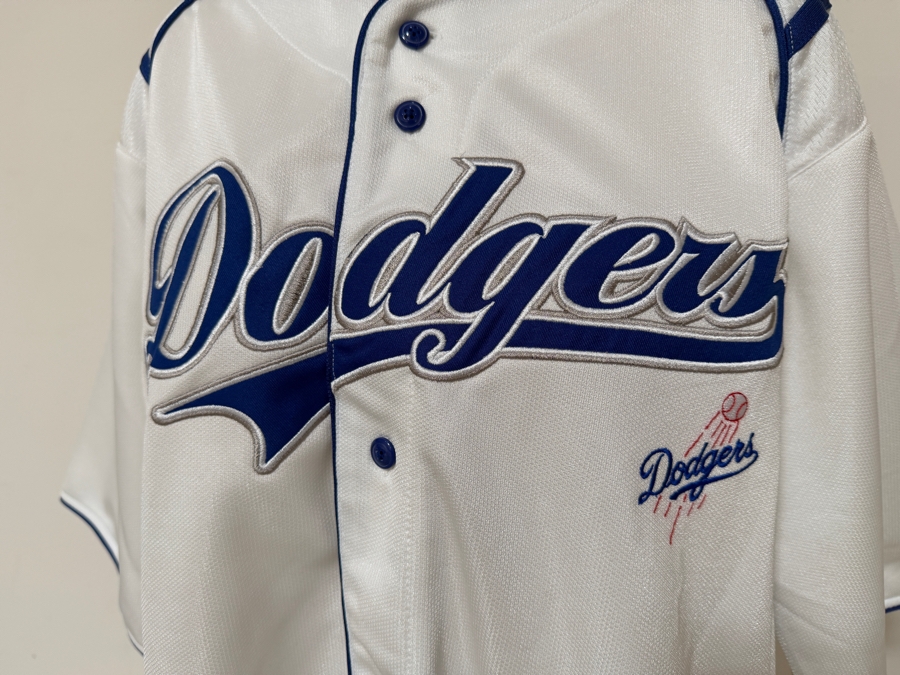Men's True Fan Los Angeles Dodgers White Replica Baseball Jersey XL [Photo 2]