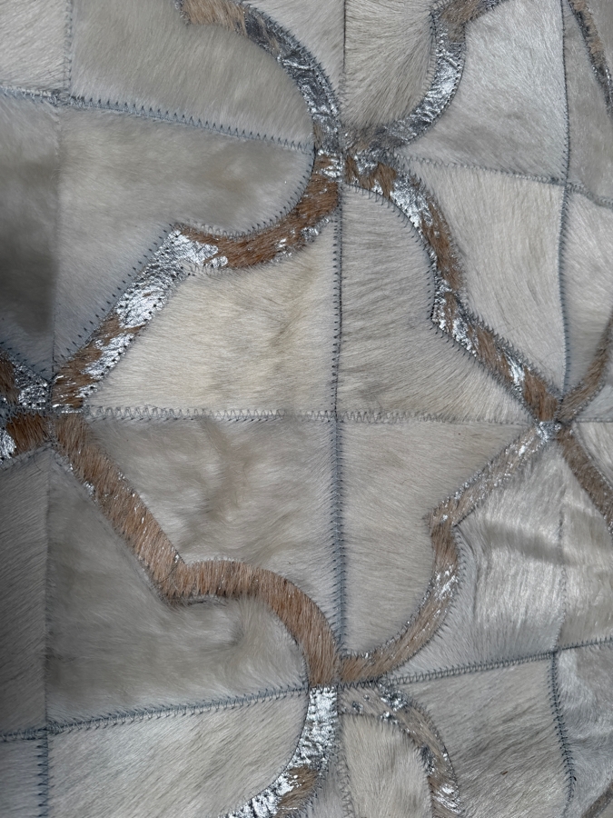 Authentic Cowhide Luxury Patchwork Area Rug Geometric Trellis Metallic Silver And Off White 61'W X 93'L [Photo 5]