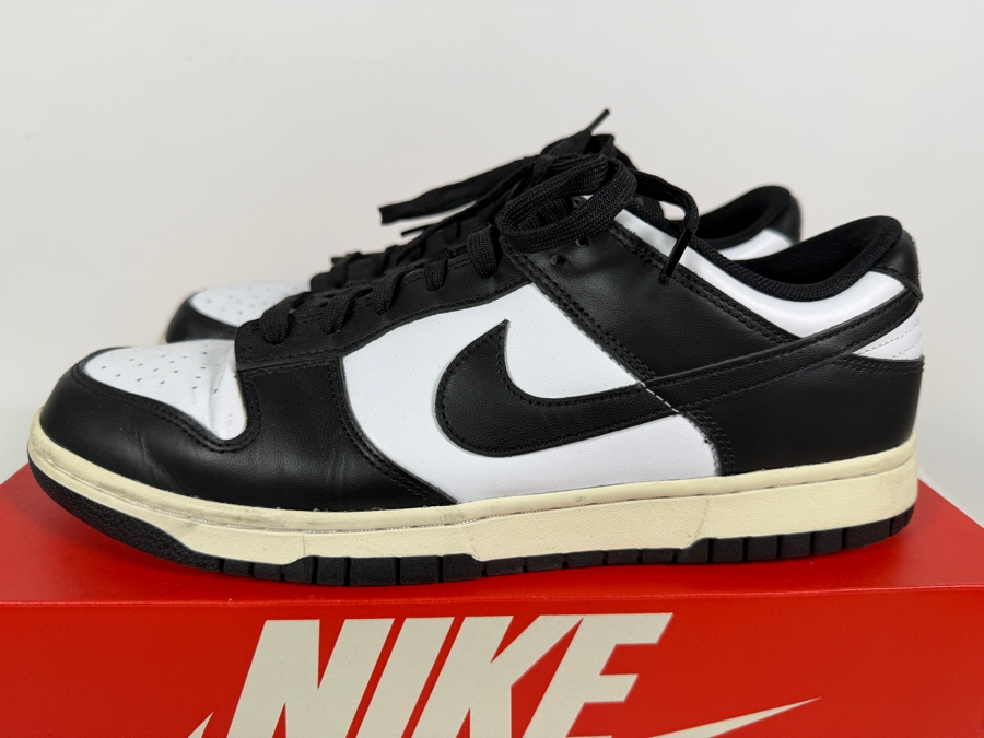 Nike Dunk Low Panda Black White Classic Retro Hype Streetwear Sneakers With OG Box Size 11 Mens [Photo 3]