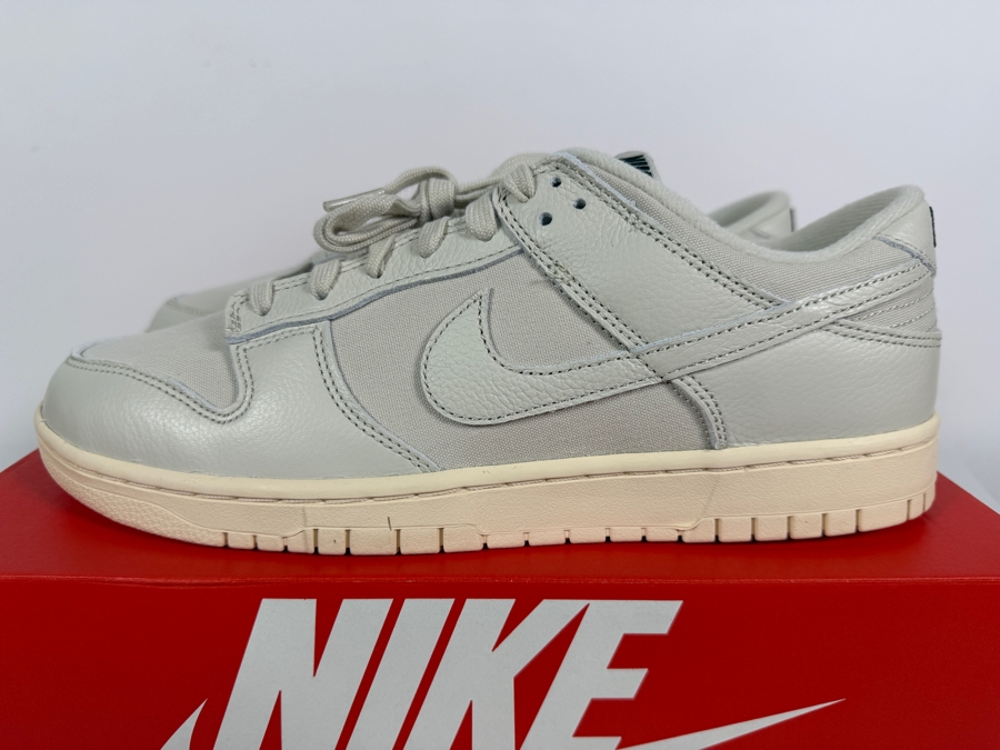 Nike Dunk Low Premium Light Orewood Brown Canvas Leather Sneakers With Original Box Size 11 Mens [Photo 3]