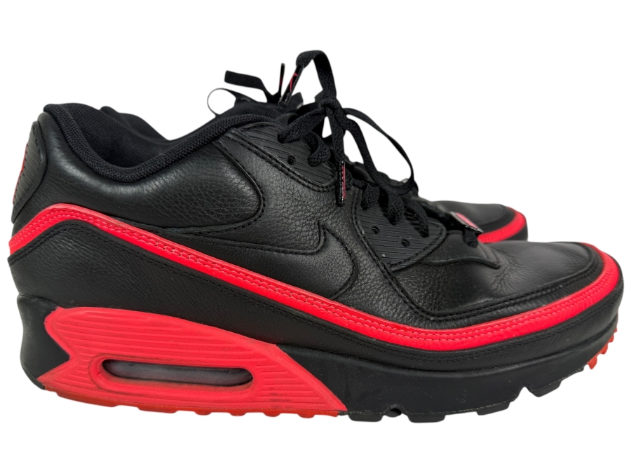 Men's Nike Air Max 90 x Undefeated in 'Black Solar Red' Sneakers Size 10.5