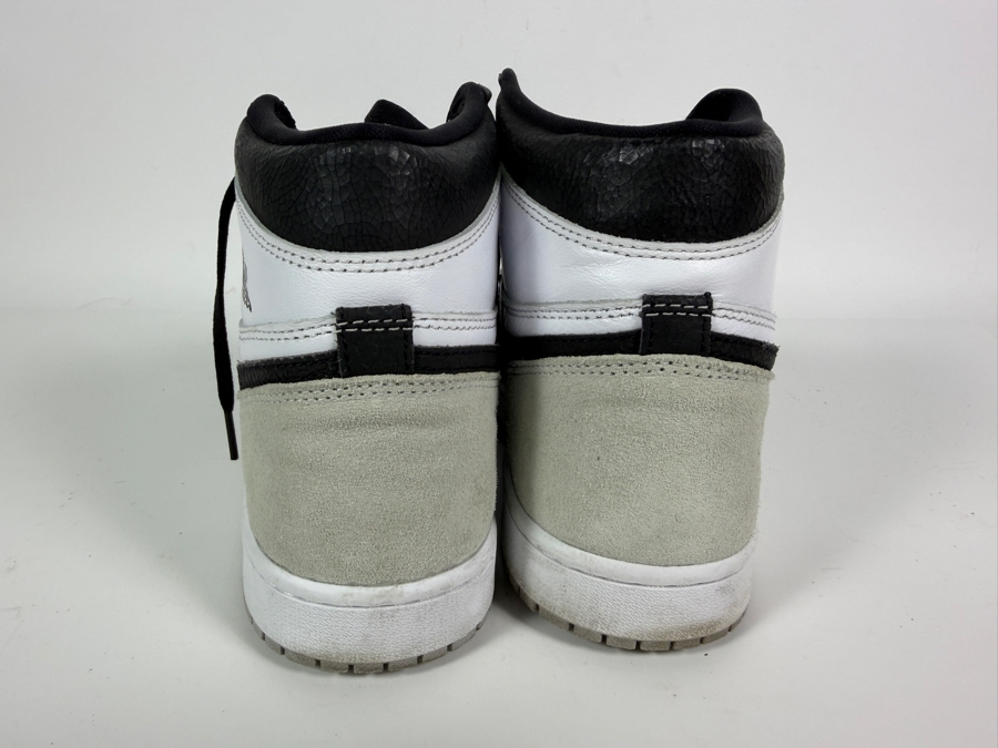 Men's Nike Air Jordan 1 Retro High OG 'Stage Haze' Sneakers Size 11 [Photo 5]