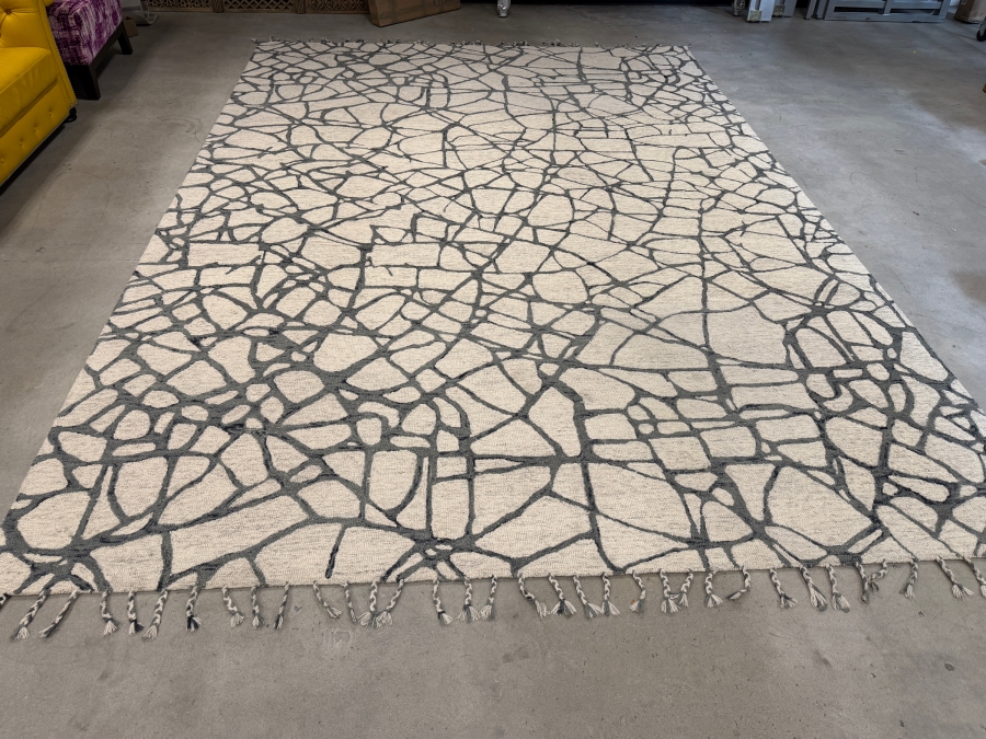 Nikki Chu For Jaipur Living Vera Raska Charcoal Cream 10X14 Hand Tufted Wool Rug VNK09 [Photo 2]