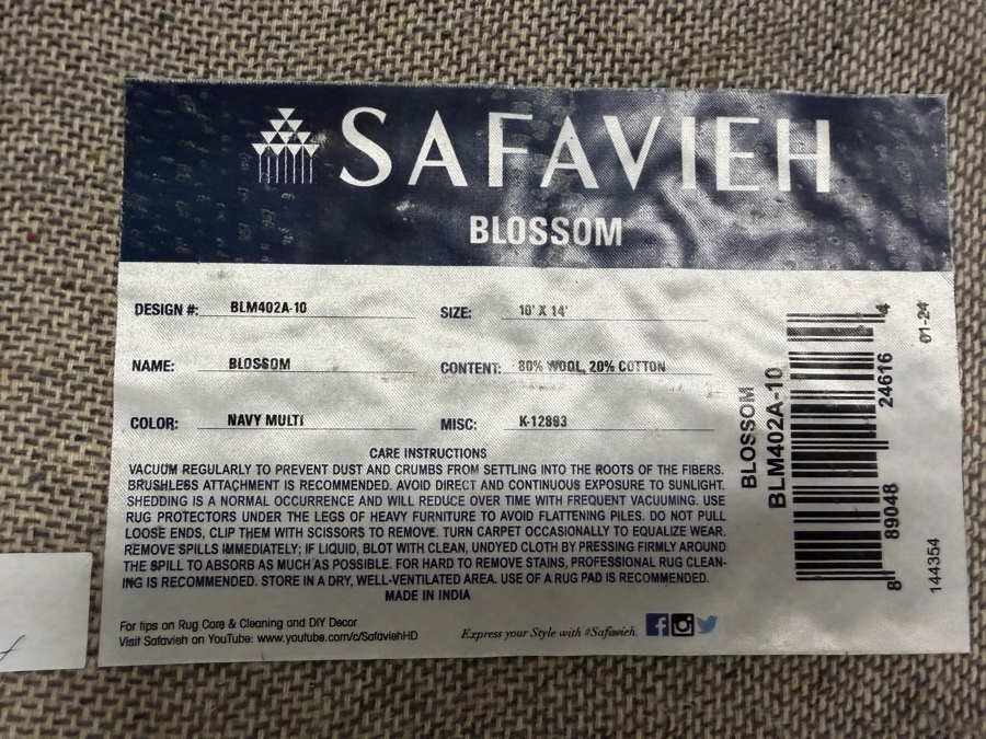 Safavieh Blossom Collection BLM402A Navy Multi Floral Handmade Premium Wool Area Rug 10' X 14' [Photo 5]