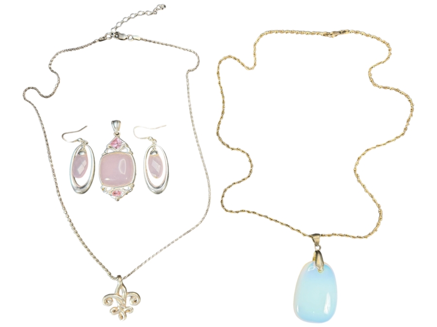 Pair Of Sterling Silver Necklaces with Pendants Plus Matching Sterling Silver Earrings and Pendant 43.5g