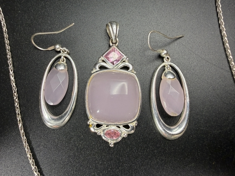 Pair Of Sterling Silver Necklaces with Pendants Plus Matching Sterling Silver Earrings and Pendant 43.5g [Photo 3]