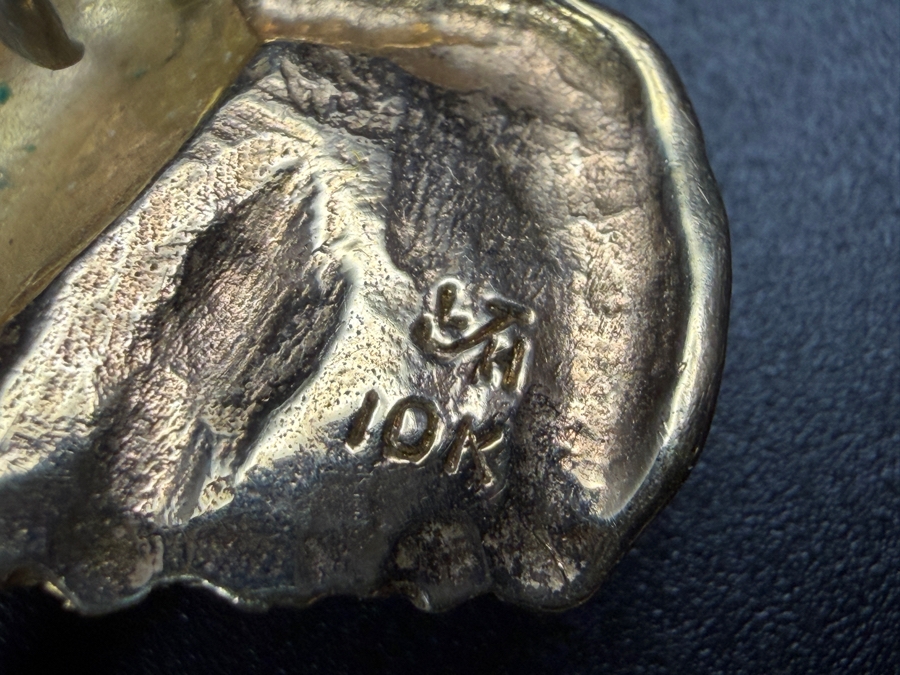 10k Gold Signed Elephant Pendant 7.8g $436 Melt Value [Photo 6]