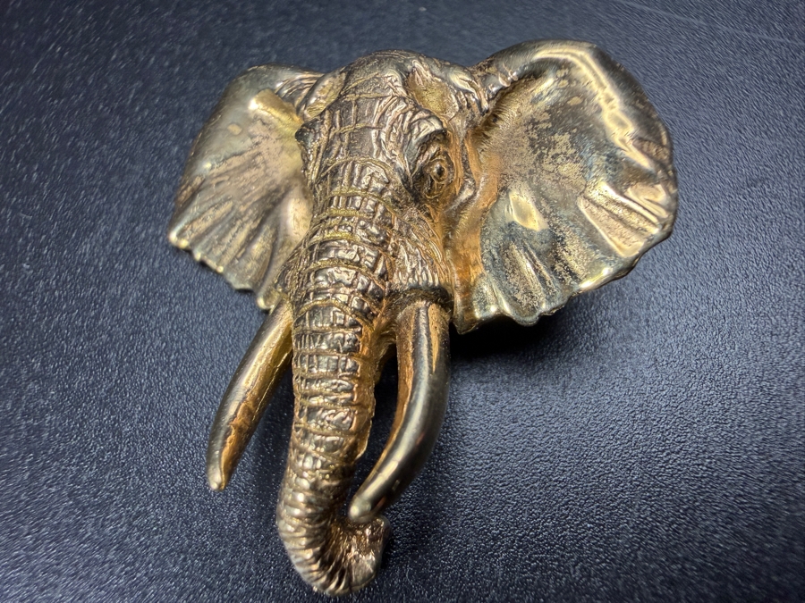 10k Gold Signed Elephant Pendant 7.8g $436 Melt Value [Photo 3]