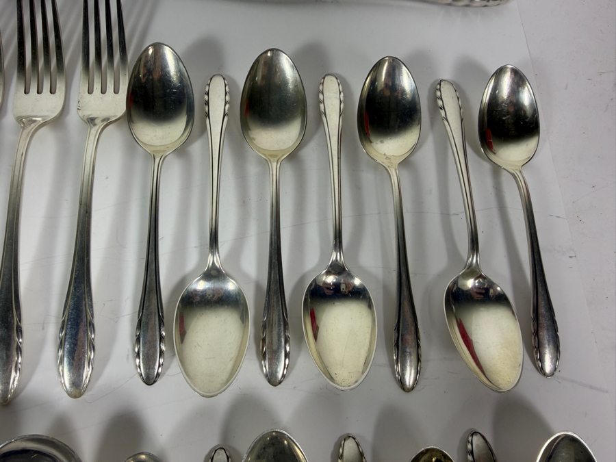 Gorham Sterling Silver Lyric Flatware Service 1940 Patent Date - Approximate Service for 8 - 1,617g of Sterling Silver Plus 464g Of Sterling Handled Knives - $2,991 Melt Value Not Including Knives [Photo 8]