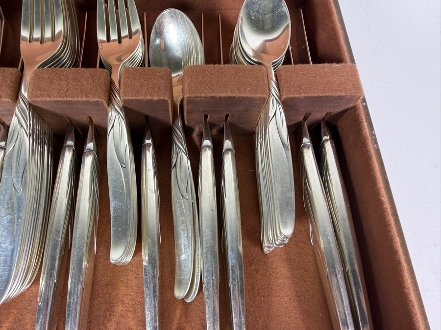 Towle Sterling Silver Southwind Flatware Service - Approximate Service for 12 - 1,940g of Sterling Silver Plus 1,056g Of Sterling Handled Knives - $3,589 Melt Value Not Including Knives [Photo 5]