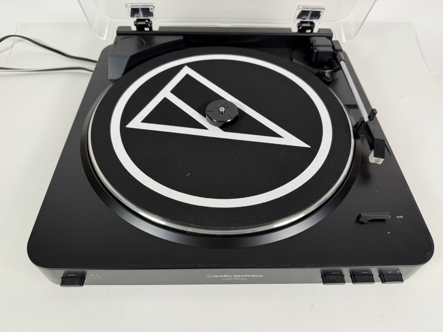 Audio-Technica AT-LP60 Fully Automatic Two Speed Belt Drive Analog Stereo Turntable Vinyl Record Player With Clear Plastic Dust Cover [Photo 4]