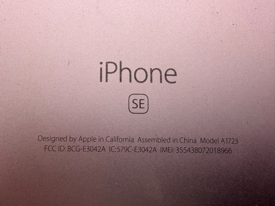 Two Apple iPhone SE First Generation Smartphones Finished In Rose Gold And Gold Featuring White Front Glass Bezels [Photo 4]