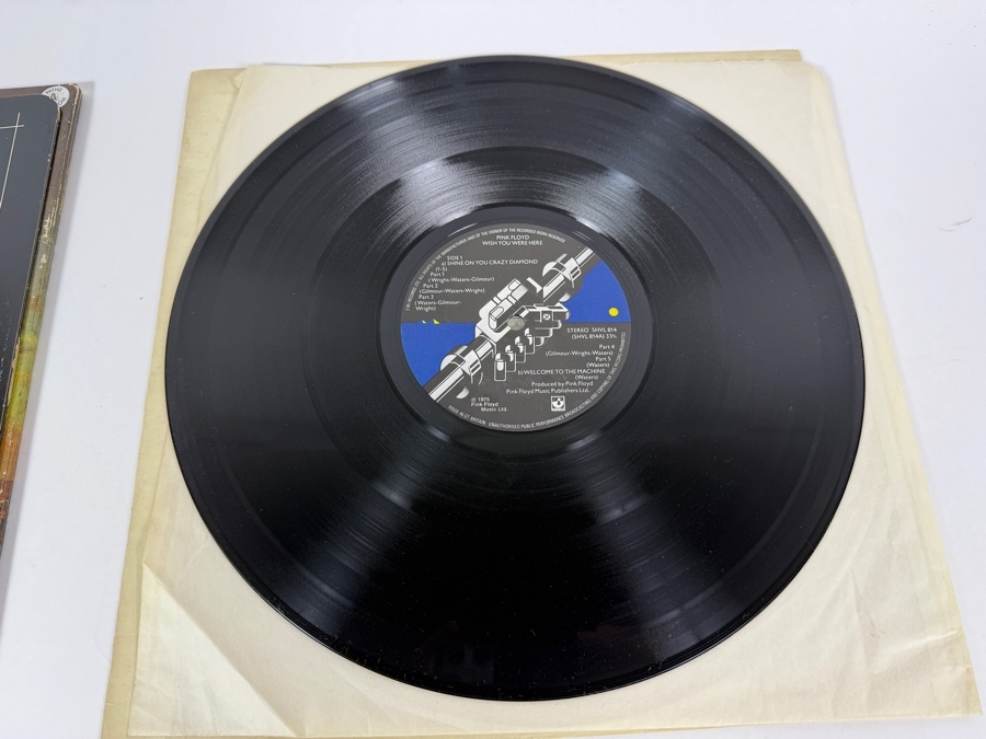 Pink Floyd Original Studio Album Vinyl LP Record Lot Featuring 1977 Animals Gatefold Edition And 1975 Wish You Were Here Masterpiece [Photo 6]
