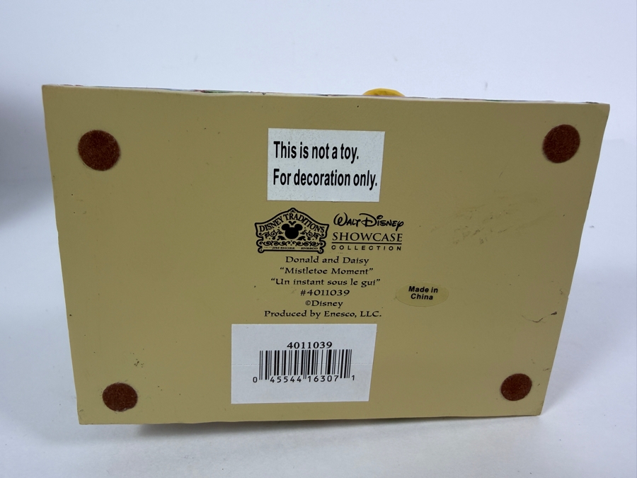 Vintage 2008 Jim Shore Disney Traditions Mistletoe Moment Donald And Daisy Duck Figurine With Box 6'H [Photo 4]
