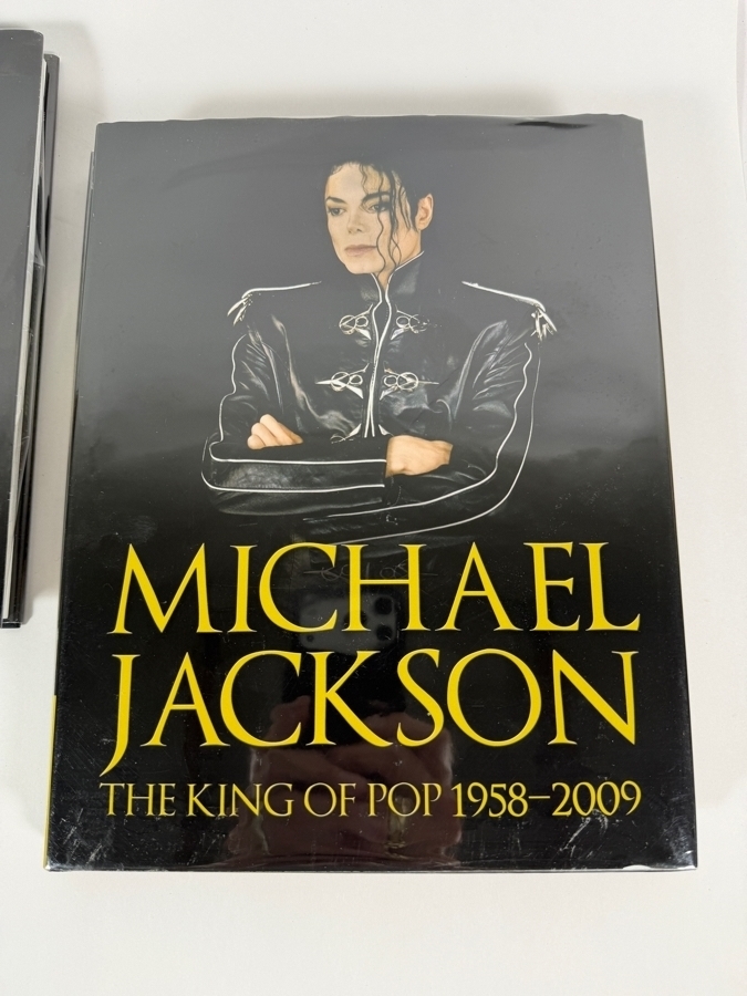Vintage Michael Jackson Biography And Commemorative Photo Hardcover Book Collection Lot Of Four [Photo 8]