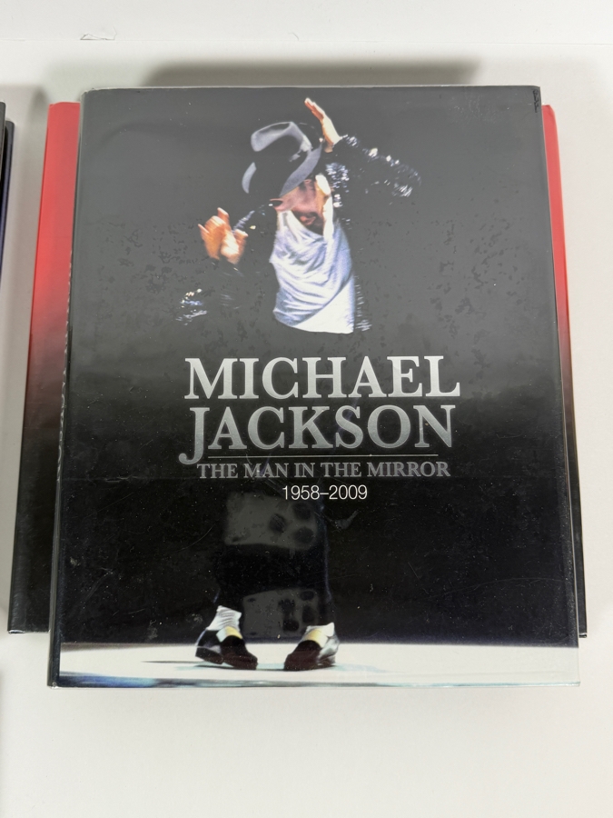 Vintage Michael Jackson Commemorative Hardcover Biography And Photo Book Collection Lot Of Four [Photo 8]