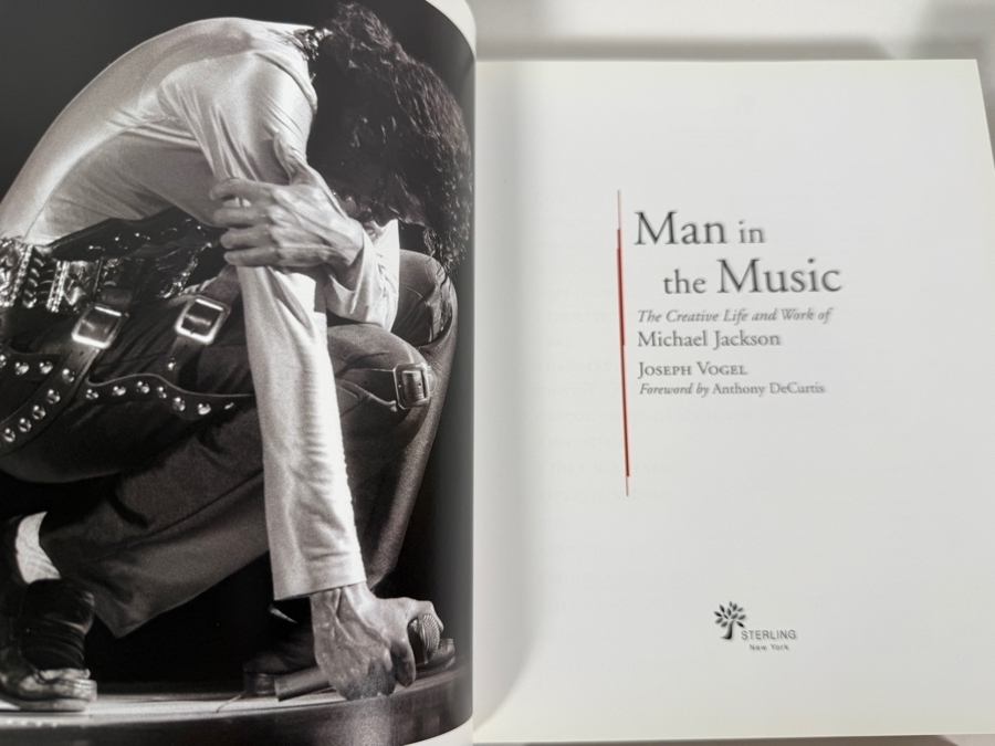 Vintage Michael Jackson Biography Memoirs And Photographic Documentary Book Collection Lot Of Five [Photo 13]