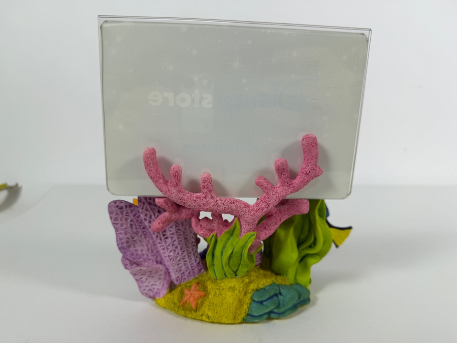 Vintage Disney Store Exclusive Finding Nemo Coral Reef Diorama Picture Frame 7'H [Photo 6]