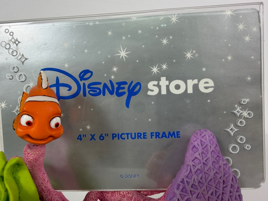 Vintage Disney Store Exclusive Finding Nemo Coral Reef Diorama Picture Frame 7'H [Photo 5]