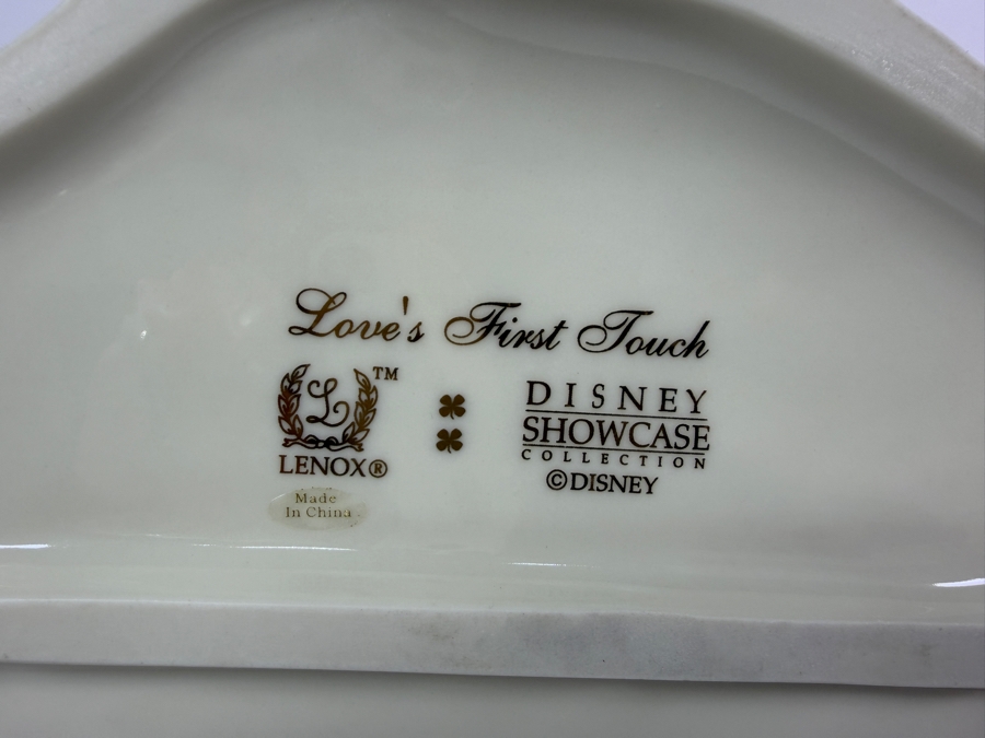 Vintage Lenox Disney Showcase Collection Beauty And The Beast Love's First Touch Porcelain Figurine 8'H [Photo 8]