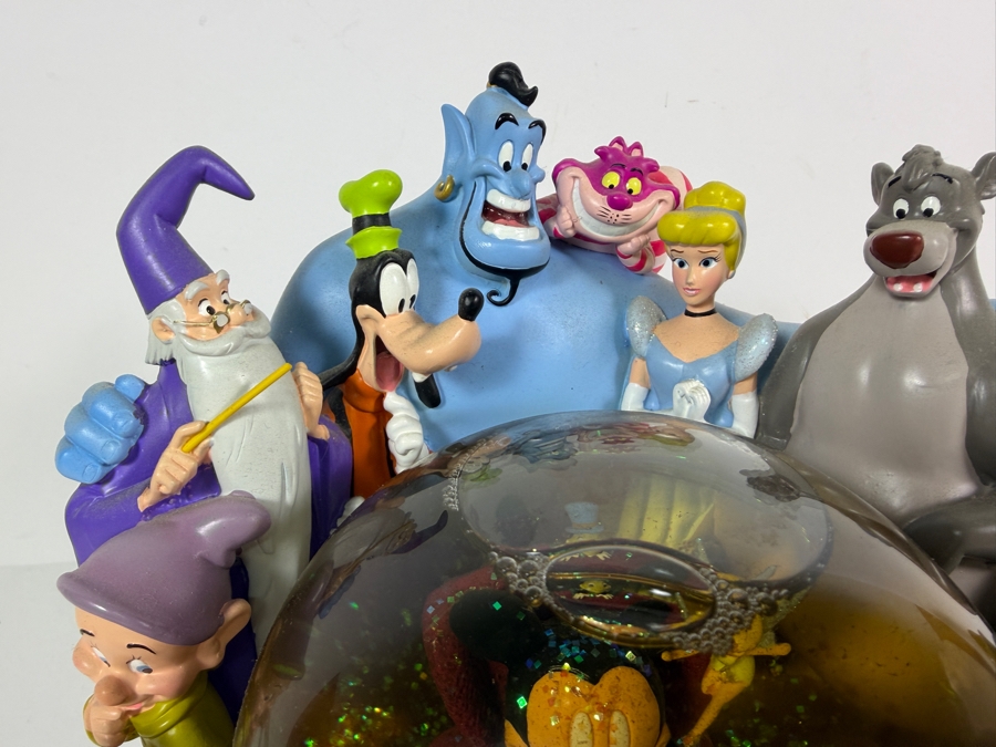 Vintage Large Disney Store Exclusive The Wonderful World Of Disney Multi-Character Musical Snow Globe 8'H [Photo 6]